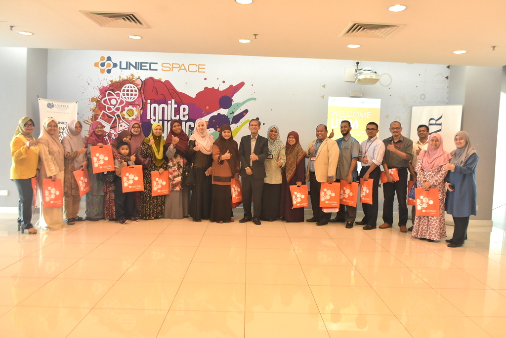 UKM 1710